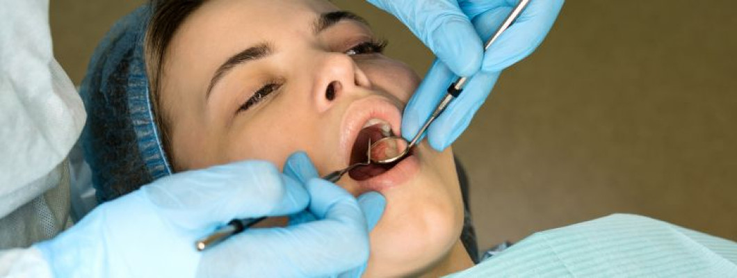 The Gentle Art of Removing Dental Crowns